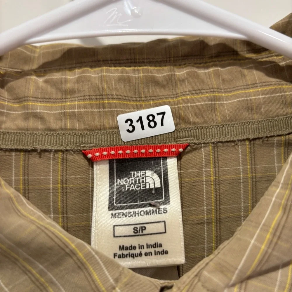 The North Face Mens Small Tan Yellow Plaid Short Sleeve Button Down Shirt Hiking